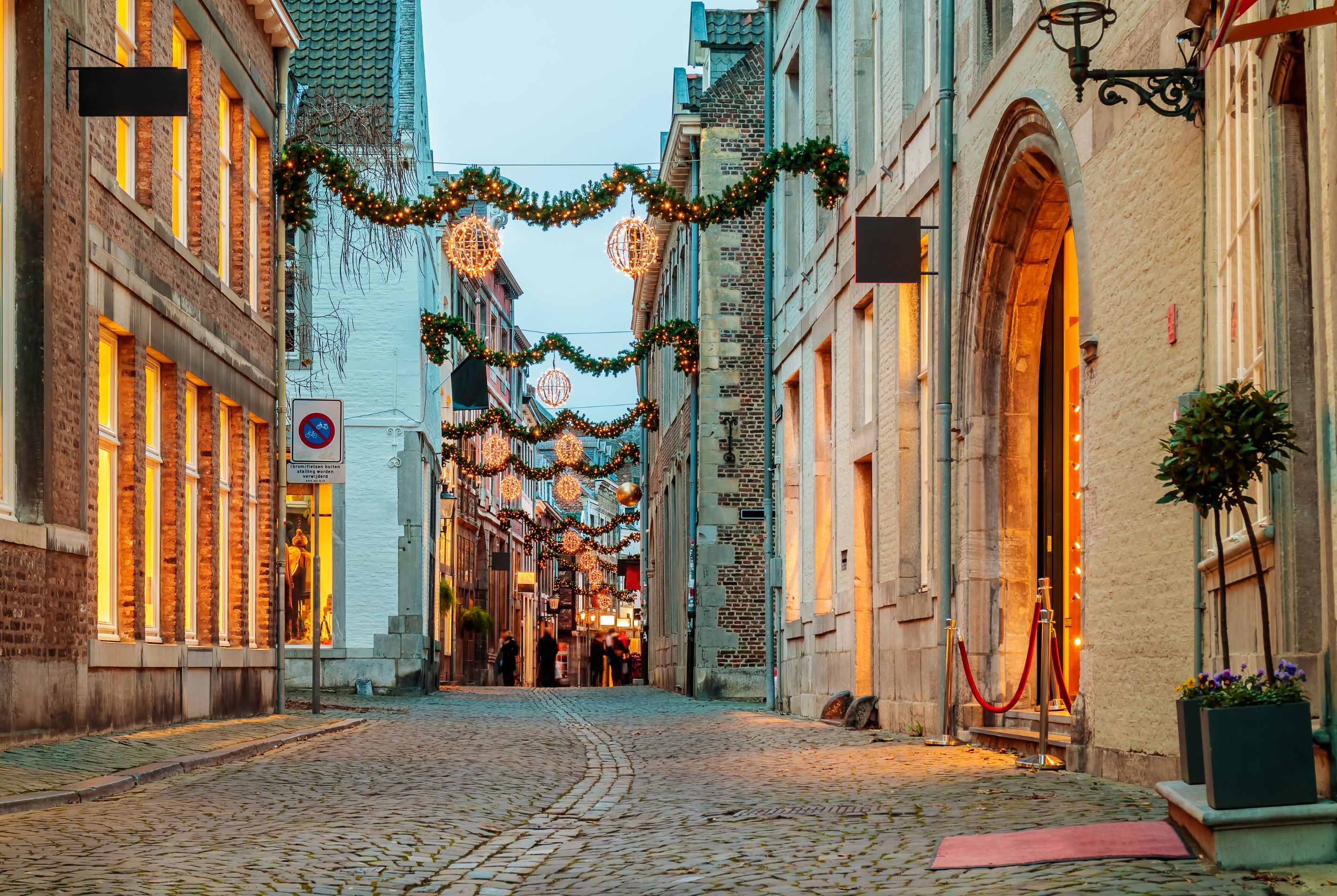 MARCHÉS DE NOËL DE VALKENBURG ET MAASTRICHT 