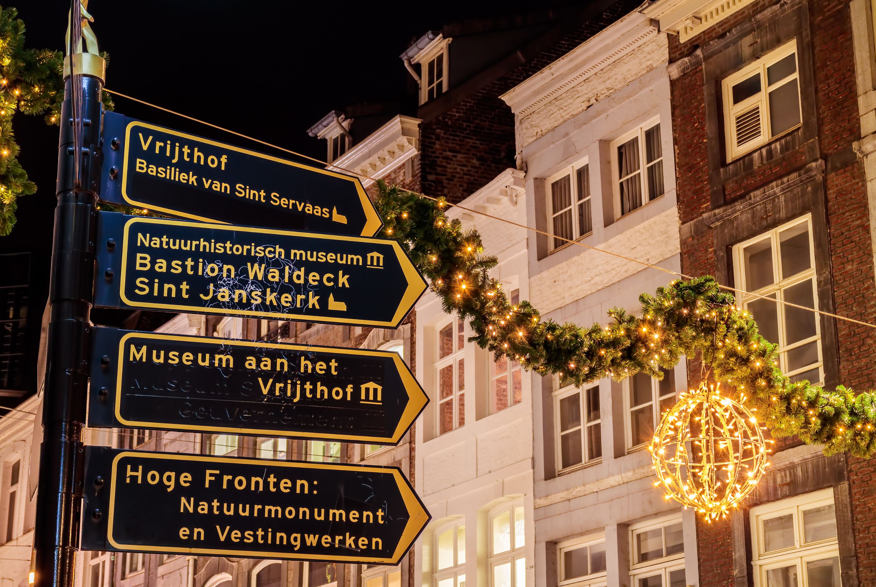 MARCHÉS DE NOËL DE VALKENBURG ET MAASTRICHT 
