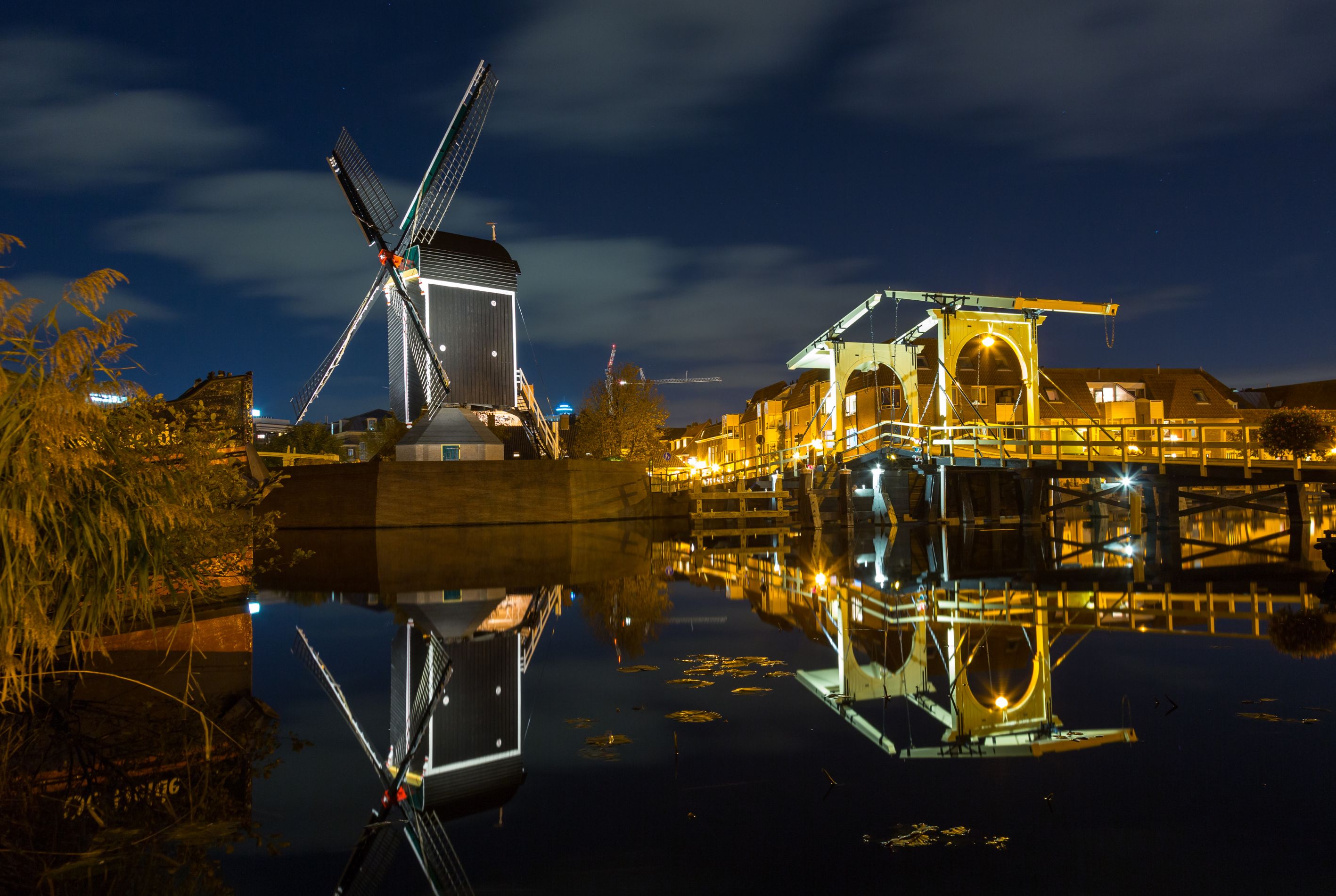 MARCHÉ DE NOËL FLOTTANT À LEYDE
