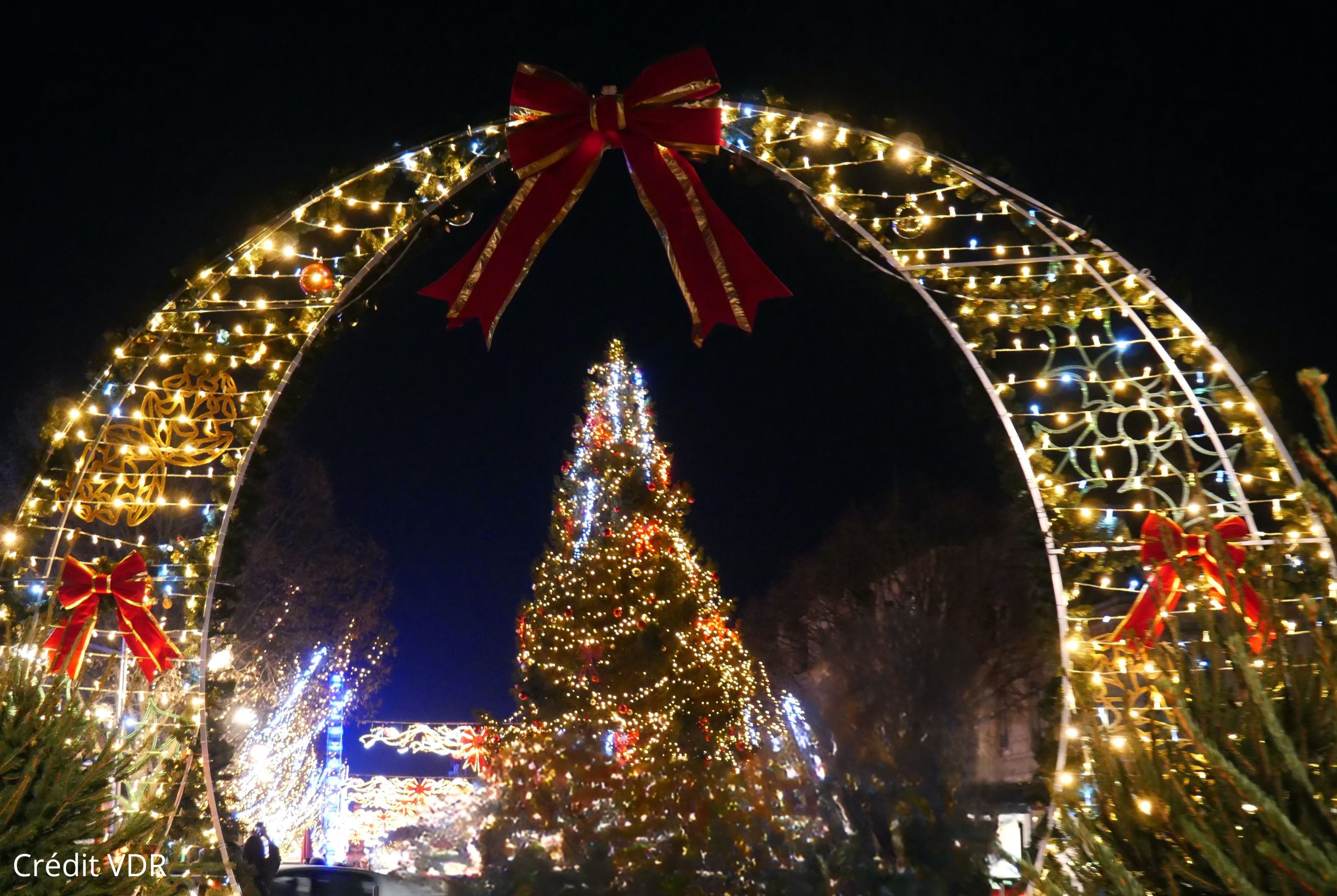 MARCHÉ DE NOËL À REIMS & VISITE GUIDÉE DES CAVES MUMM