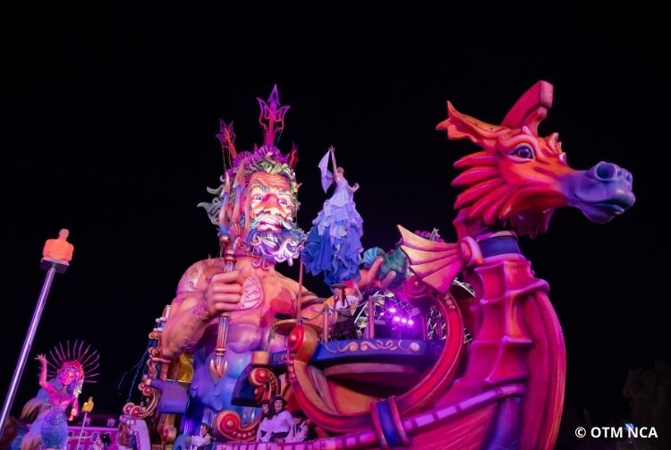 CARNAVAL DE NICE ET FÊTE DES CITRONS À MENTON