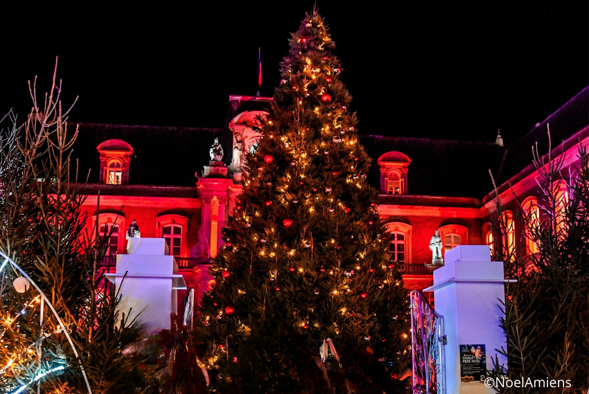 MARCHÉ DE NOËL À AMIENS - SPECTACLE « CHROMA » - CHOCOLATERIE